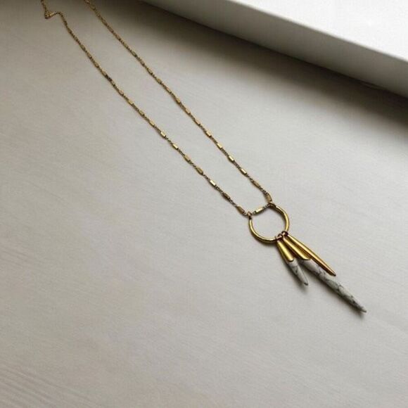 Stella & Dot Quill Layering Necklace Gold Tone Marbled - Picture 2 of 5